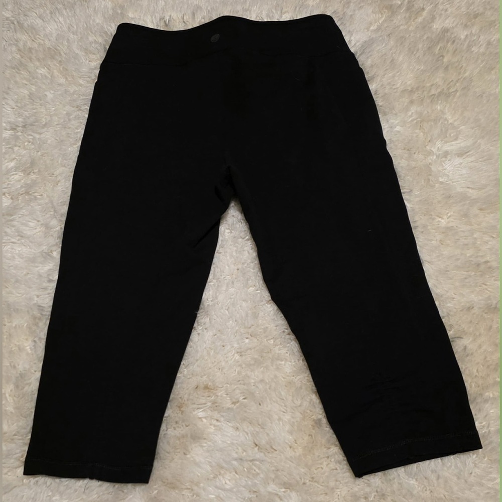 T By Talbots Black Legging capri cotton/spandex blend high rise EUC